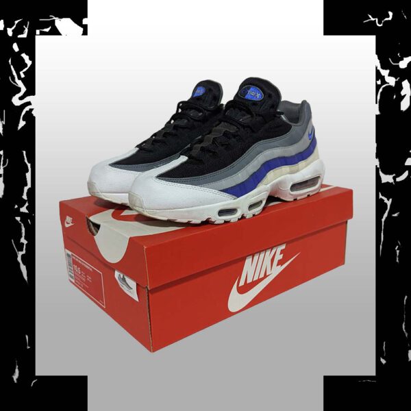 Nike Air Max 95 Essential